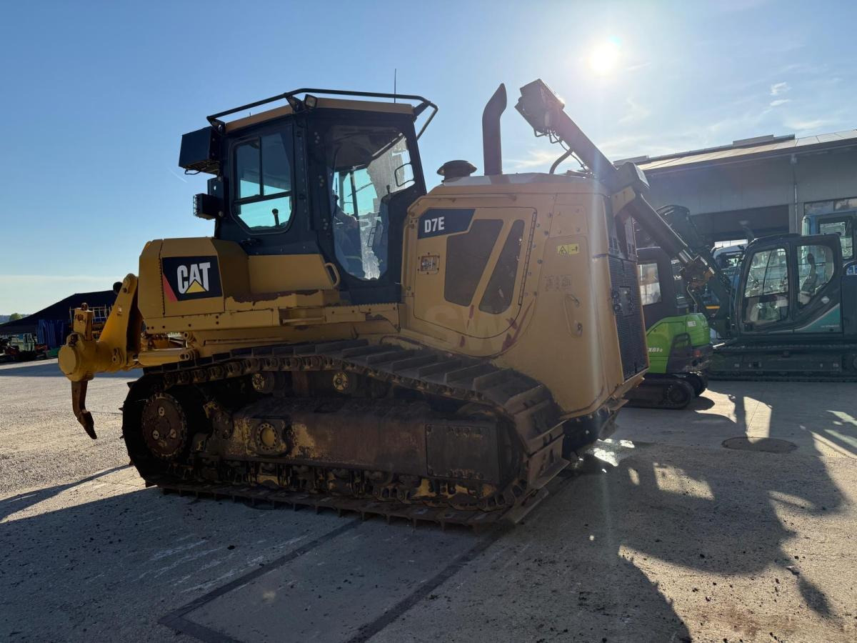 Caterpillar D7E - بلدوزر: صور 4 Caterpillar D7E - بلدوزر: صور 4