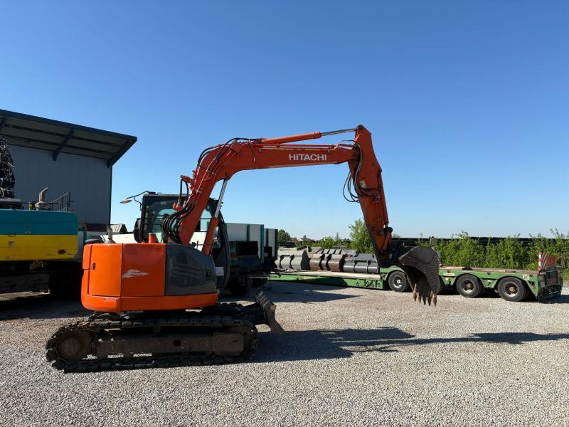 Hitachi ZX85US-3 - حفارة مصغرة: صور 2 Hitachi ZX85US-3 - حفارة مصغرة: صور 2