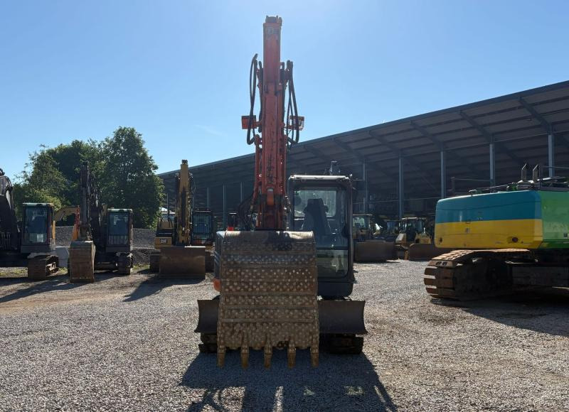 Hitachi ZX85US-3 - حفارة مصغرة: صور 4 Hitachi ZX85US-3 - حفارة مصغرة: صور 4