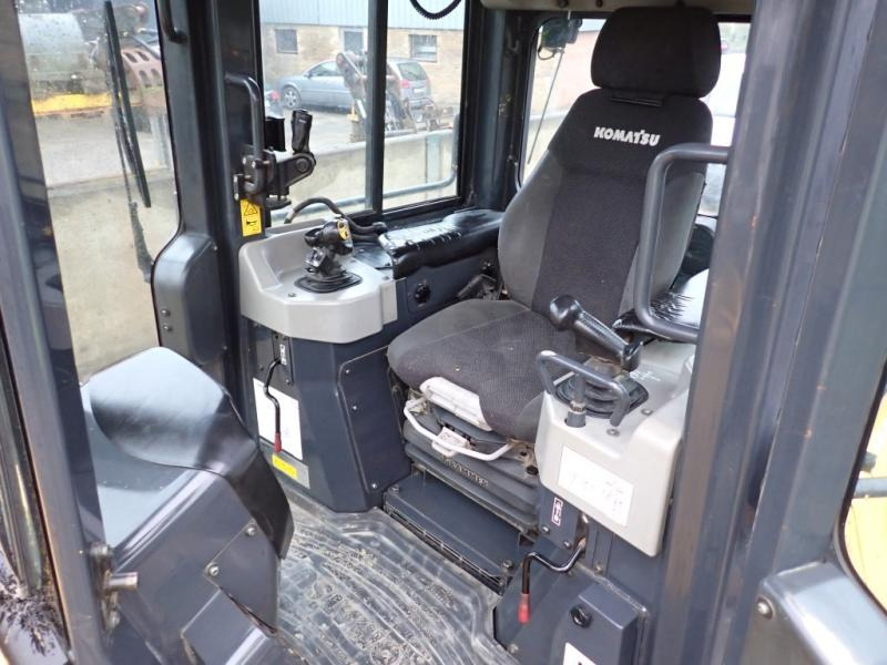 Komatsu D51PX-24 - بلدوزر: صور 5 Komatsu D51PX-24 - بلدوزر: صور 5