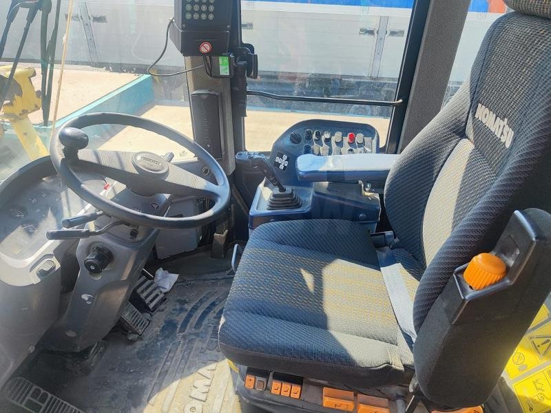 Komatsu WA380-6 Long Boom - اللودر بعجل: صور 5 Komatsu WA380-6 Long Boom - اللودر بعجل: صور 5