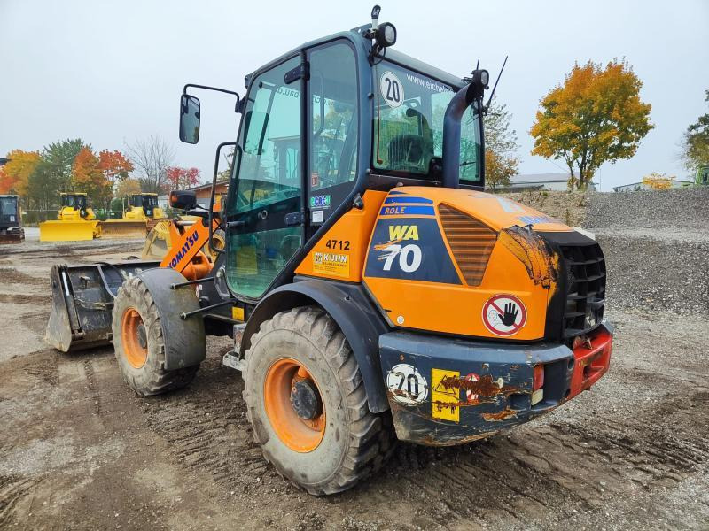 Komatsu WA70-7 - اللودر بعجل: صور 1 Komatsu WA70-7 - اللودر بعجل: صور 1