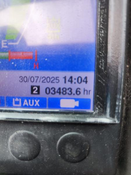 Takeuchi TB290 - حفارات زحافة: صور 4 Takeuchi TB290 - حفارات زحافة: صور 4