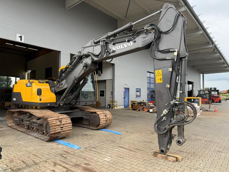 Volvo EC180 D - حفارات زحافة: صور 3 Volvo EC180 D - حفارات زحافة: صور 3