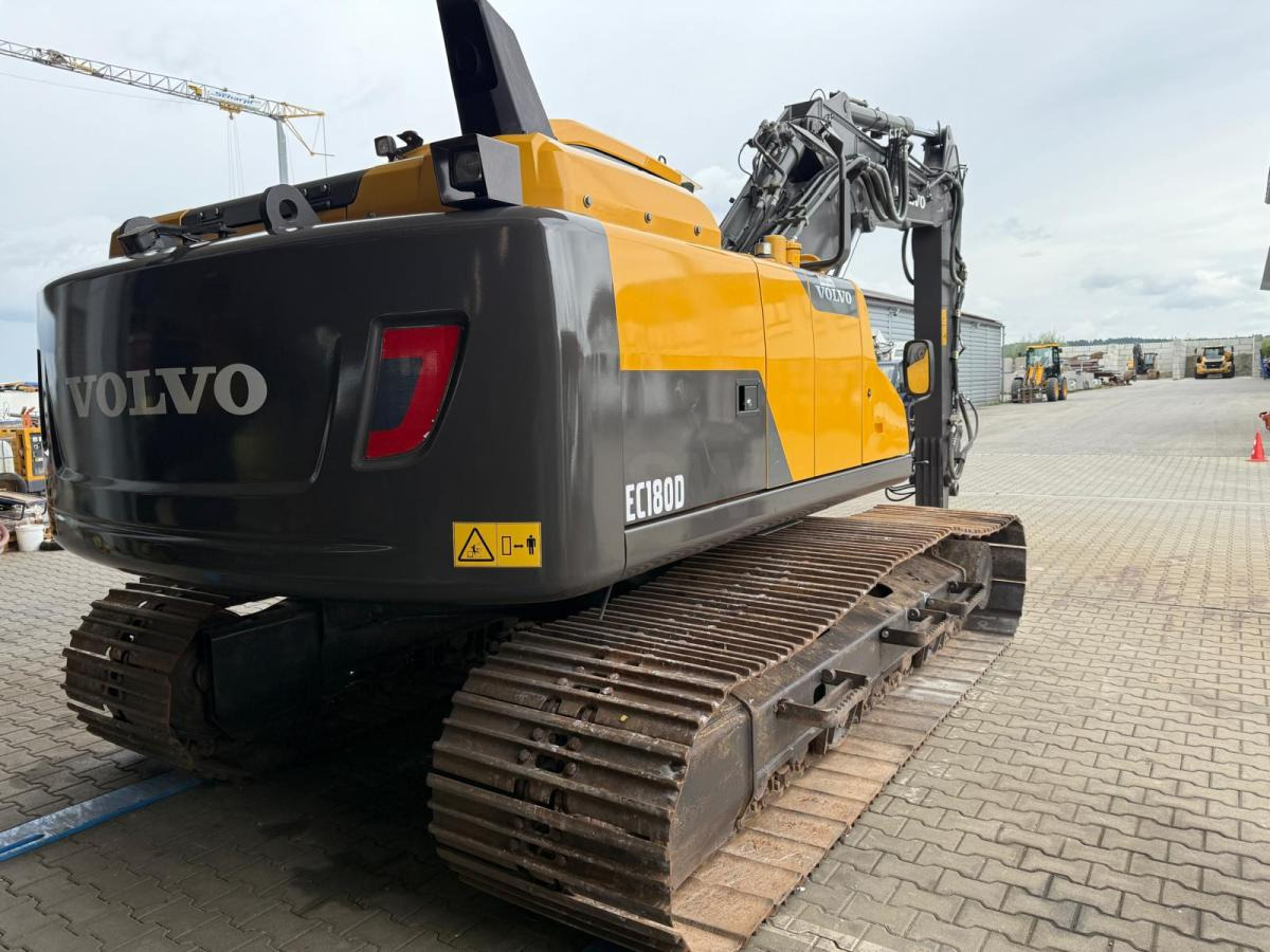 Volvo EC180 D - حفارات زحافة: صور 2 Volvo EC180 D - حفارات زحافة: صور 2