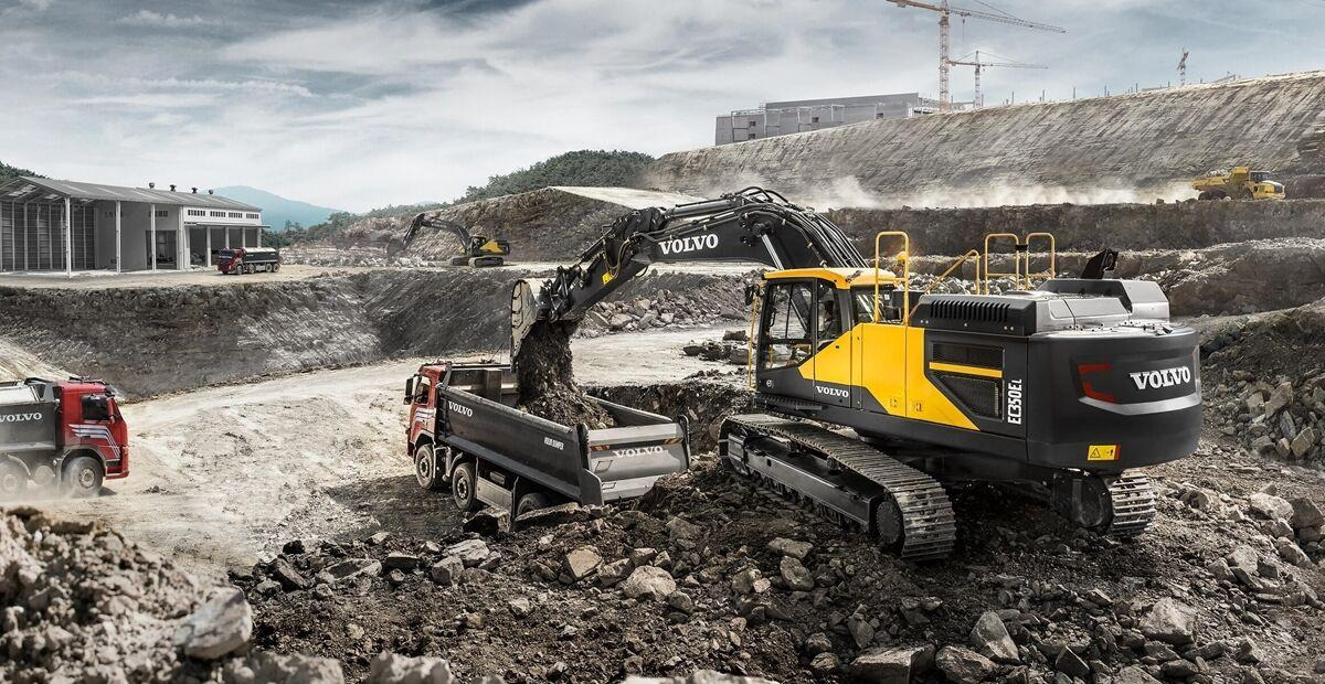 Volvo EC350EL NEU - حفارات زحافة: صور 1 Volvo EC350EL NEU - حفارات زحافة: صور 1