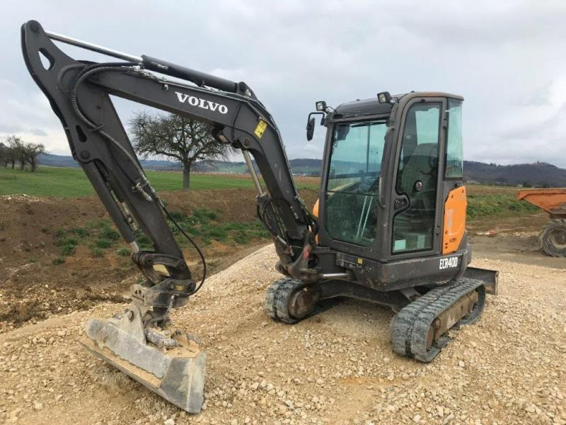 Volvo ECR40D - حفارة مصغرة: صور 2 Volvo ECR40D - حفارة مصغرة: صور 2