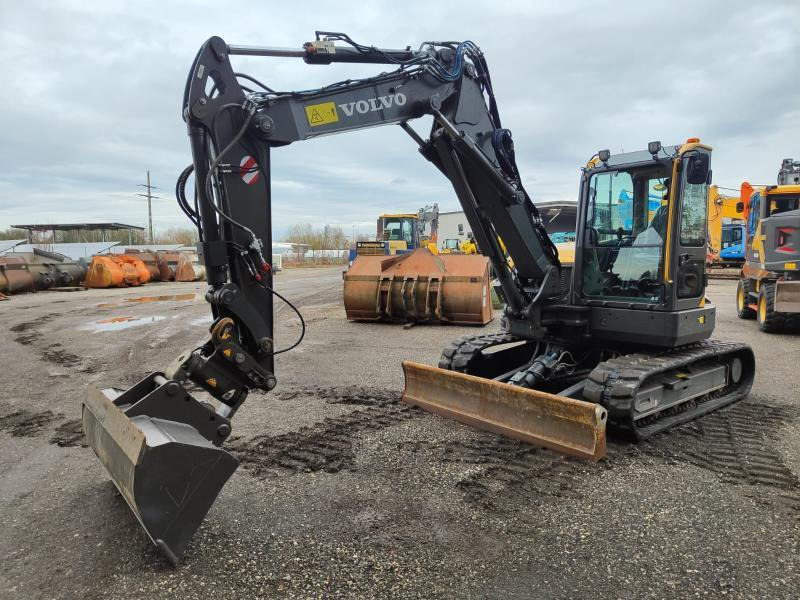 Volvo ECR88D Pro - حفارة مصغرة: صور 2 Volvo ECR88D Pro - حفارة مصغرة: صور 2