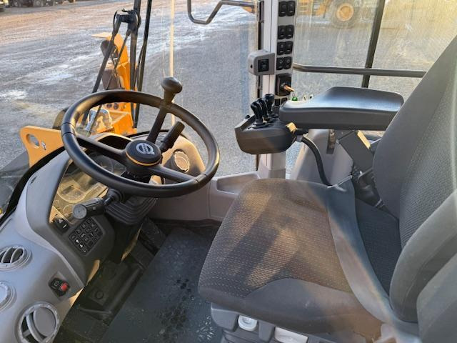Volvo L110H - اللودر بعجل: صور 3 Volvo L110H - اللودر بعجل: صور 3