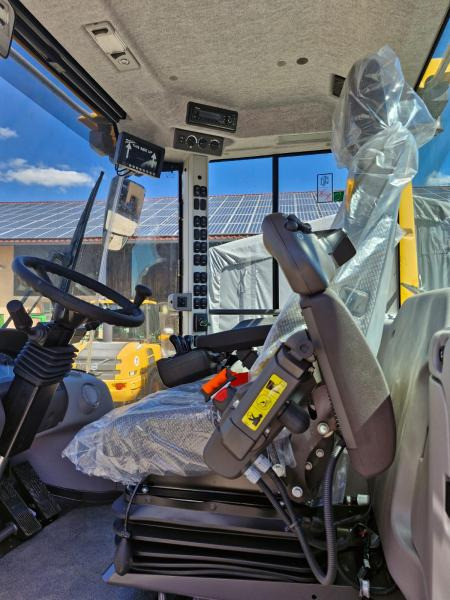 Volvo L90H - اللودر بعجل: صور 5 Volvo L90H - اللودر بعجل: صور 5