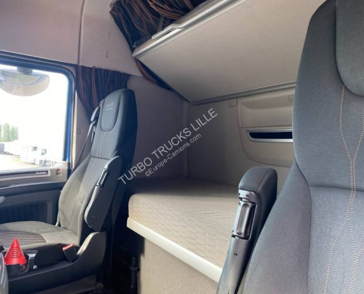 DAF XF 480 - شاحنة جرار: صور 5 DAF XF 480 - شاحنة جرار: صور 5