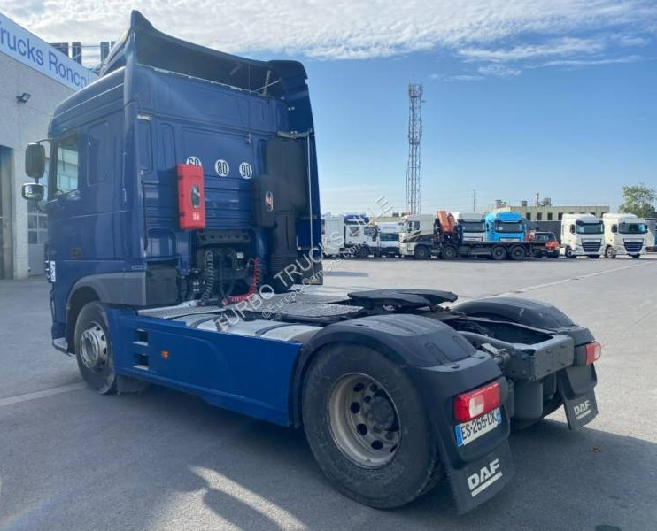 DAF XF 480 - شاحنة جرار: صور 4 DAF XF 480 - شاحنة جرار: صور 4