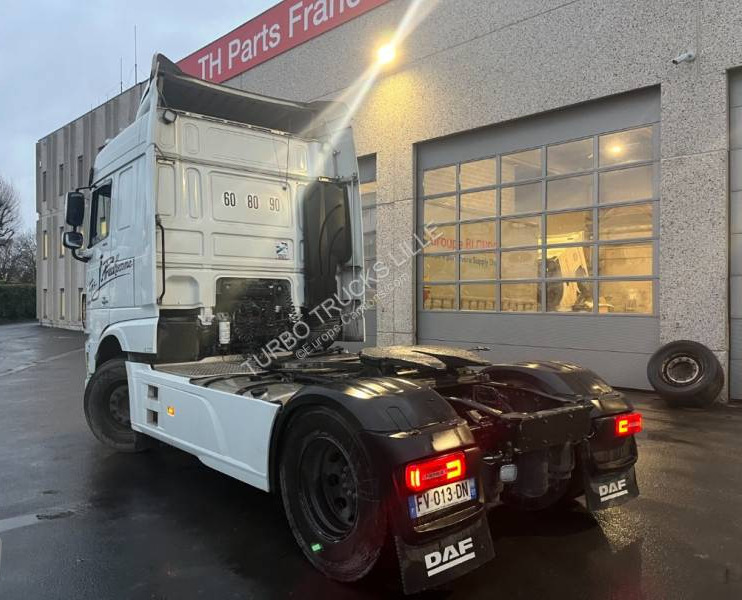 DAF XF 480 - شاحنة جرار: صور 4 DAF XF 480 - شاحنة جرار: صور 4