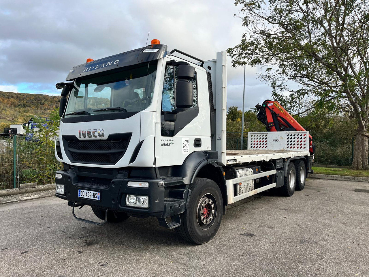 Iveco Eurotrakker 260E36 - شاحنات مسطحة: صور 1 Iveco Eurotrakker 260E36 - شاحنات مسطحة: صور 1