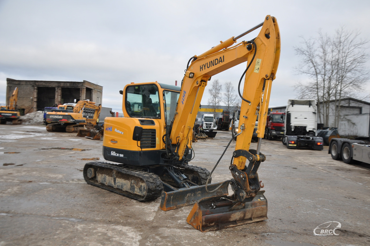 Hyundai R60CR-9A - حفارات زحافة: صور 2 Hyundai R60CR-9A - حفارات زحافة: صور 2