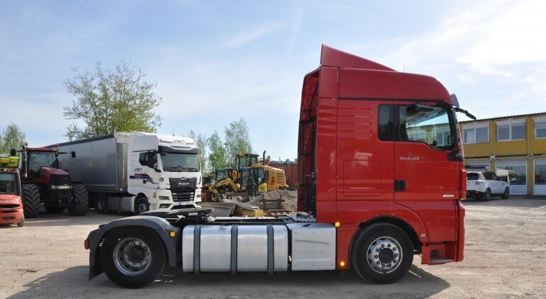 MAN TGX 18.460 XLX - شاحنة جرار: صور 4 MAN TGX 18.460 XLX - شاحنة جرار: صور 4