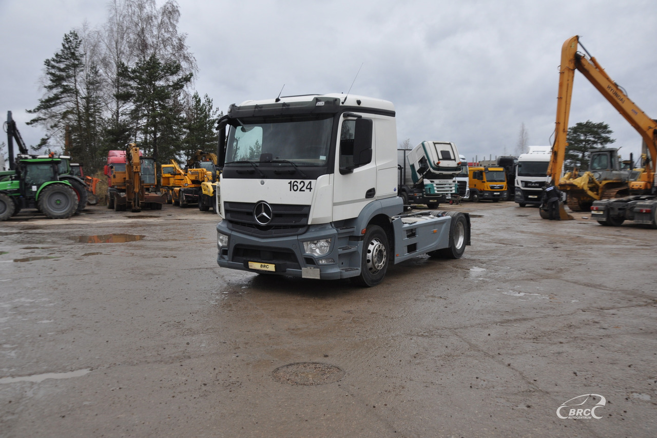 Mercedes-Benz Actros - شاحنة جرار: صور 1 Mercedes-Benz Actros - شاحنة جرار: صور 1