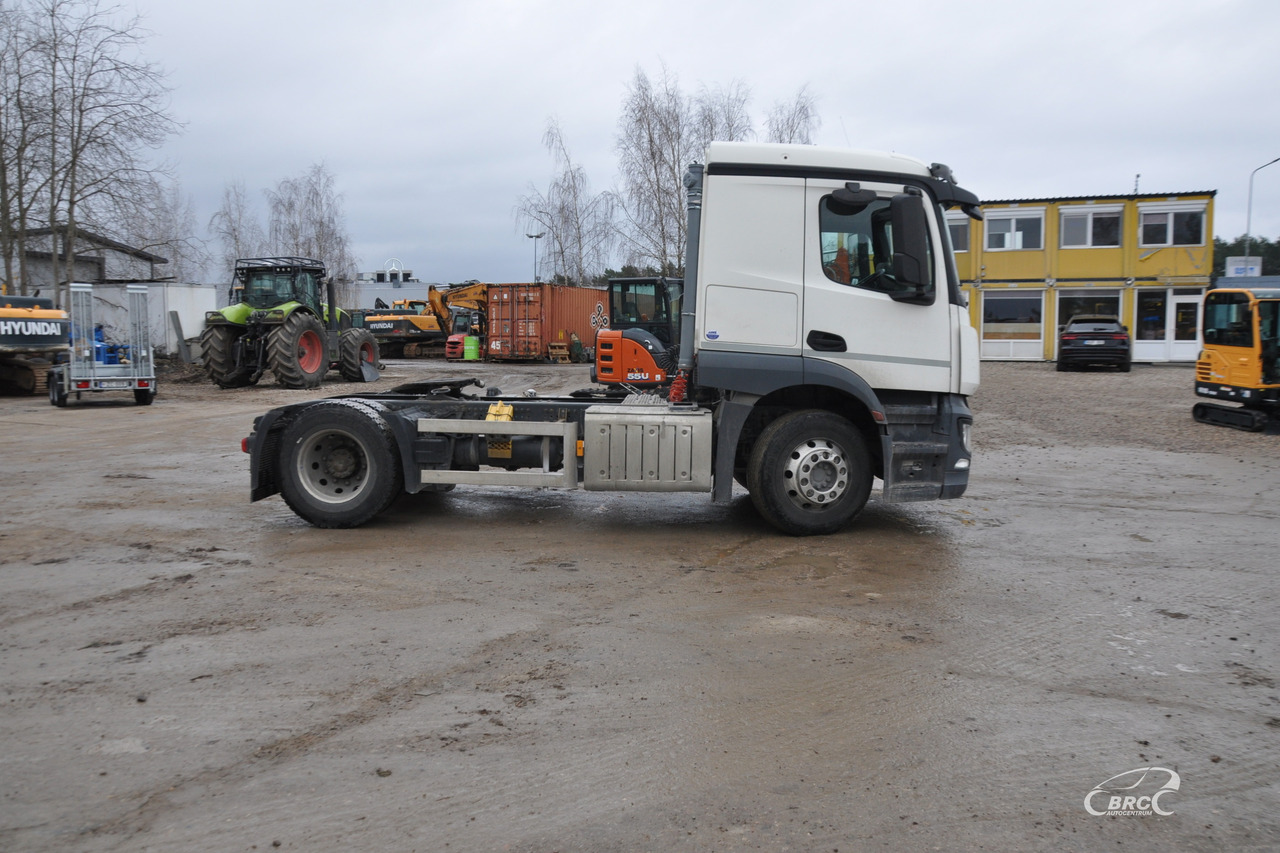 Mercedes-Benz Actros - شاحنة جرار: صور 4 Mercedes-Benz Actros - شاحنة جرار: صور 4