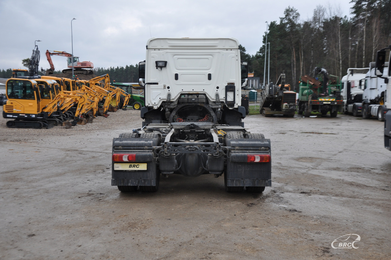 Mercedes-Benz Actros - شاحنة جرار: صور 5 Mercedes-Benz Actros - شاحنة جرار: صور 5