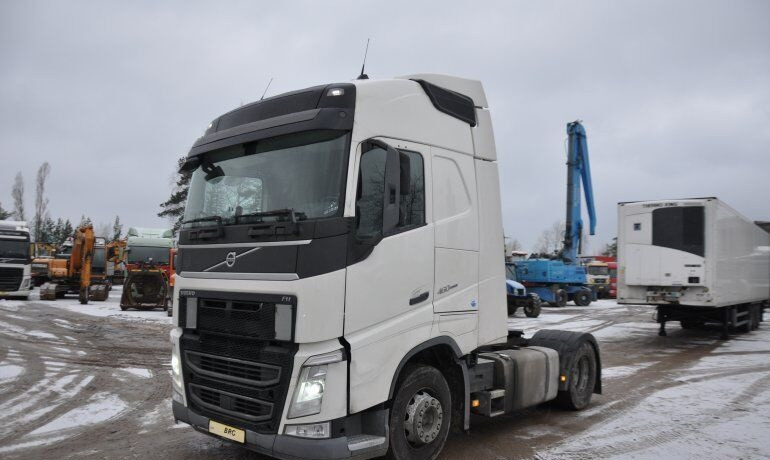 Volvo FH Euro6 - شاحنة جرار: صور 1 Volvo FH Euro6 - شاحنة جرار: صور 1