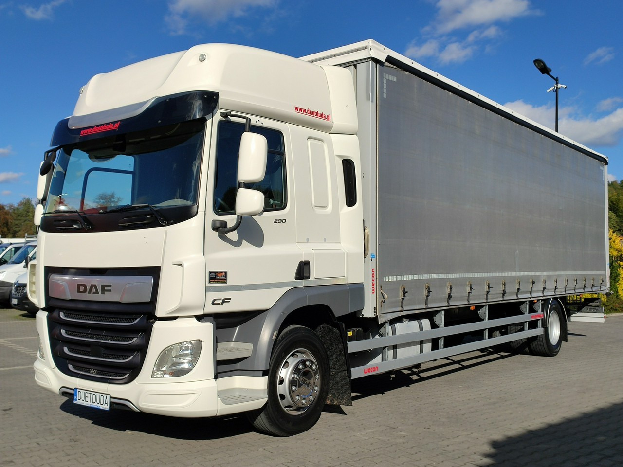 DAF CF 290 E6 Firana Tył Drzwi Dach Podnoszony / Zsuwany Długi 9.30m - شاحنة ستارة: صور 2 DAF CF 290 E6 Firana Tył Drzwi Dach Podnoszony / Zsuwany Długi 9.30m - شاحنة ستارة: صور 2