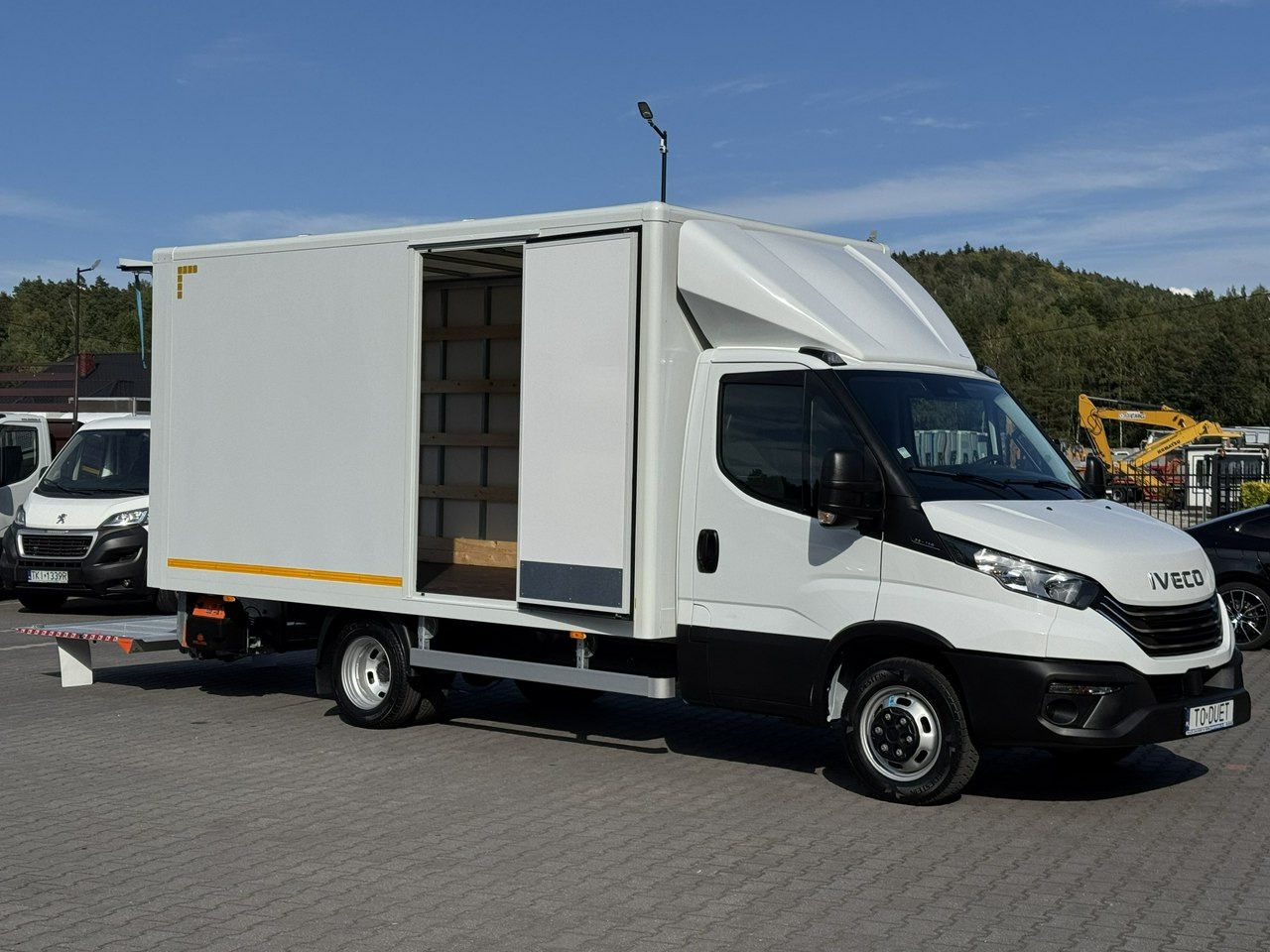 Iveco Daily 35C14 - الشاحنات الصغيرة صندوق مغلق: صور 1 Iveco Daily 35C14 - الشاحنات الصغيرة صندوق مغلق: صور 1