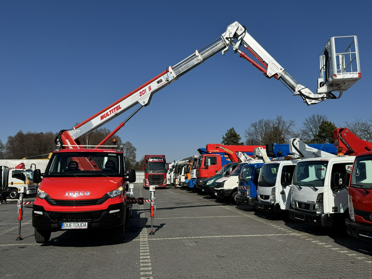 Iveco Daily 35S12 - مصاعد الازدهار محمولة على شاحنة: صور 2 Iveco Daily 35S12 - مصاعد الازدهار محمولة على شاحنة: صور 2