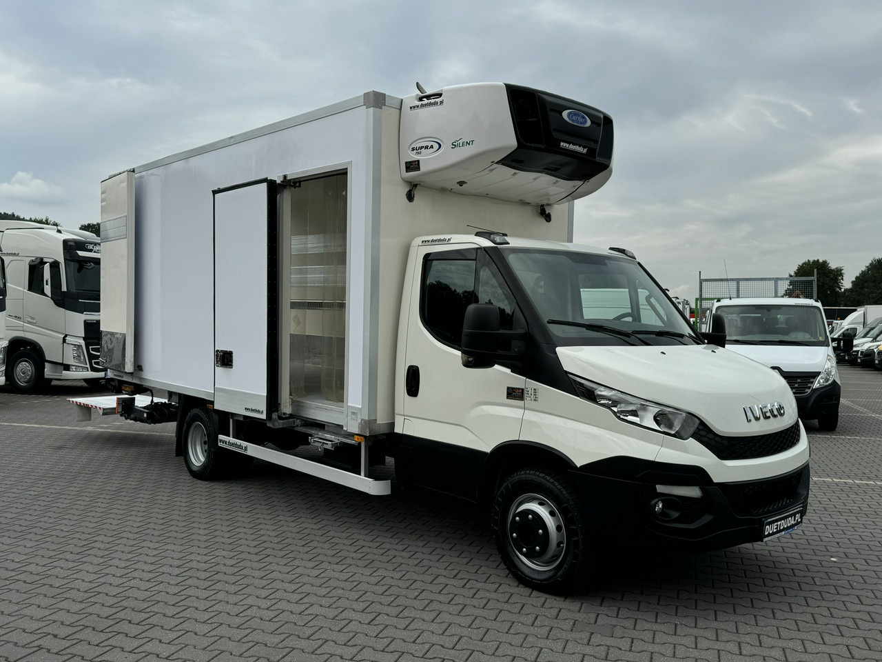 Iveco Daily 70C17 Mroźnia Agregat Carrier Supra 750 10-Palet + Winda - الشاحنات الصغيرة المبردة: صور 4 Iveco Daily 70C17 Mroźnia Agregat Carrier Supra 750 10-Palet + Winda - الشاحنات الصغيرة المبردة: صور 4