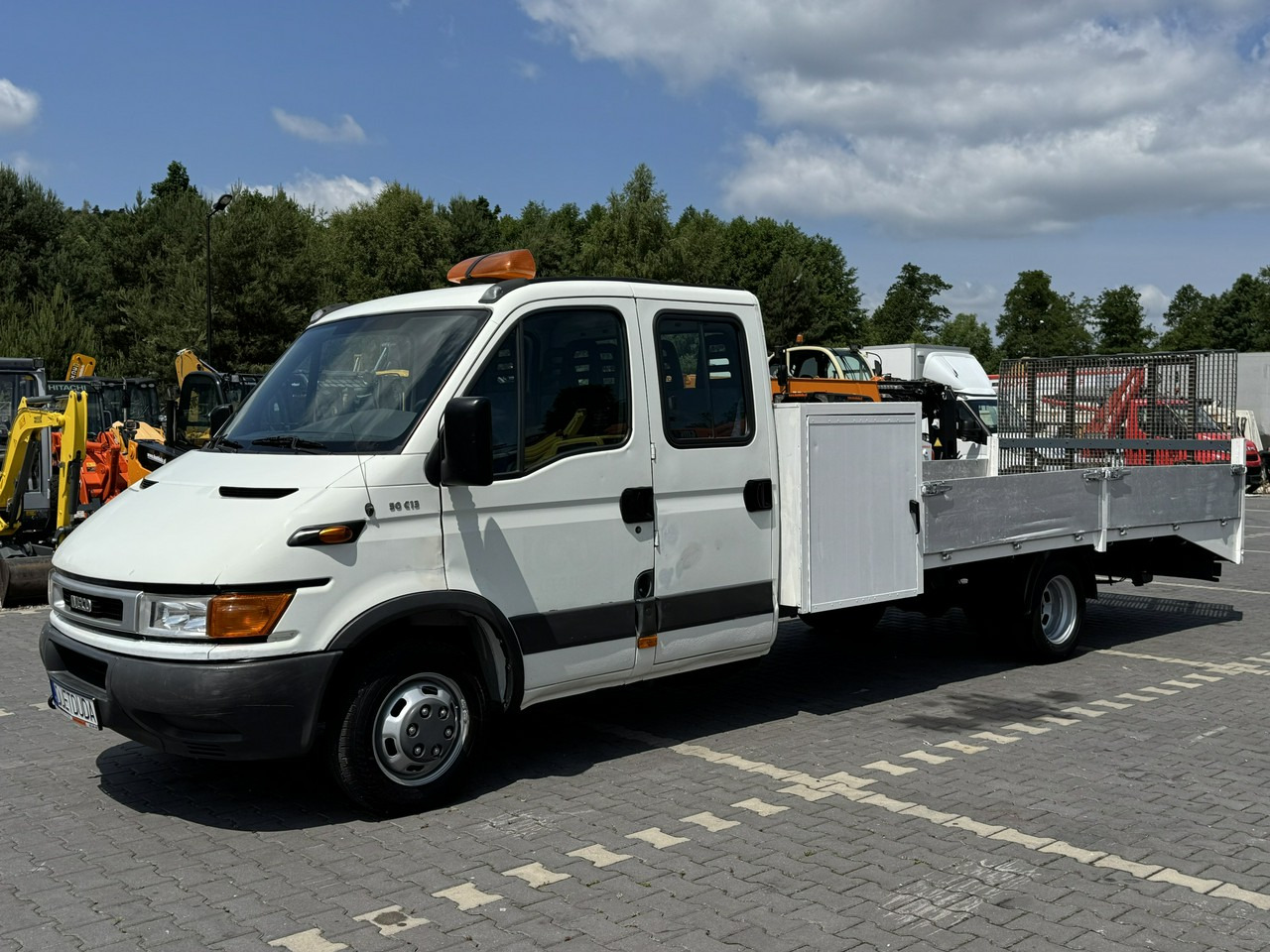 Iveco Daily - سيارة السحب للتصليح: صور 2 Iveco Daily - سيارة السحب للتصليح: صور 2