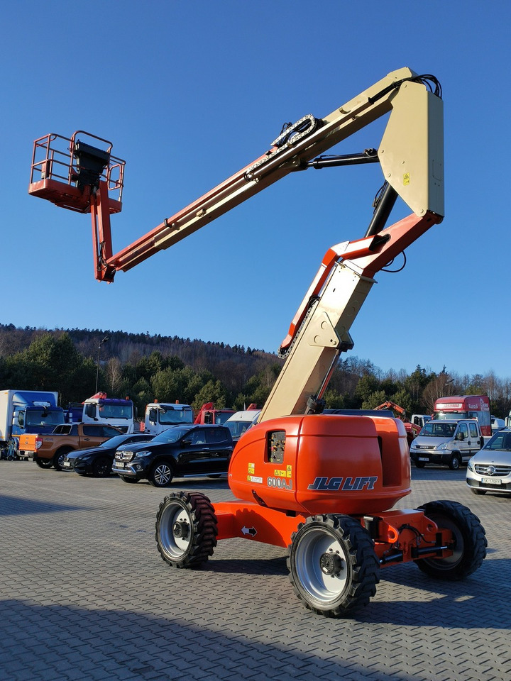 JLG 600AJ 4x4 PODNOŚNIK PRZEGUBOWY - رافعات سلة مفصلية: صور 5 JLG 600AJ 4x4 PODNOŚNIK PRZEGUBOWY - رافعات سلة مفصلية: صور 5