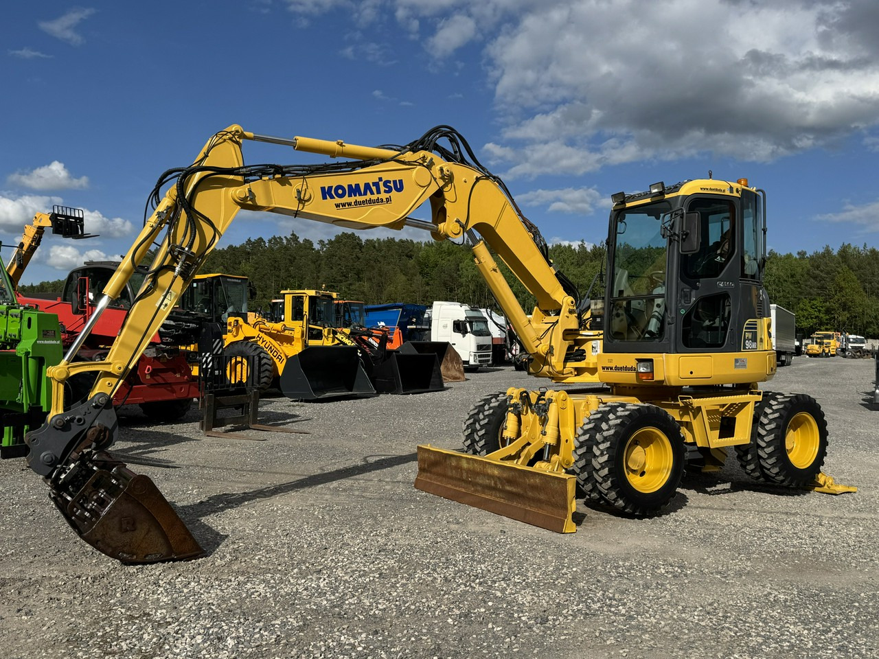 Komatsu PW 98 MR 8 Pług + Podpory 10ton Szybkozłącze - حفارة على عجلات: صور 1 Komatsu PW 98 MR 8 Pług + Podpory 10ton Szybkozłącze - حفارة على عجلات: صور 1