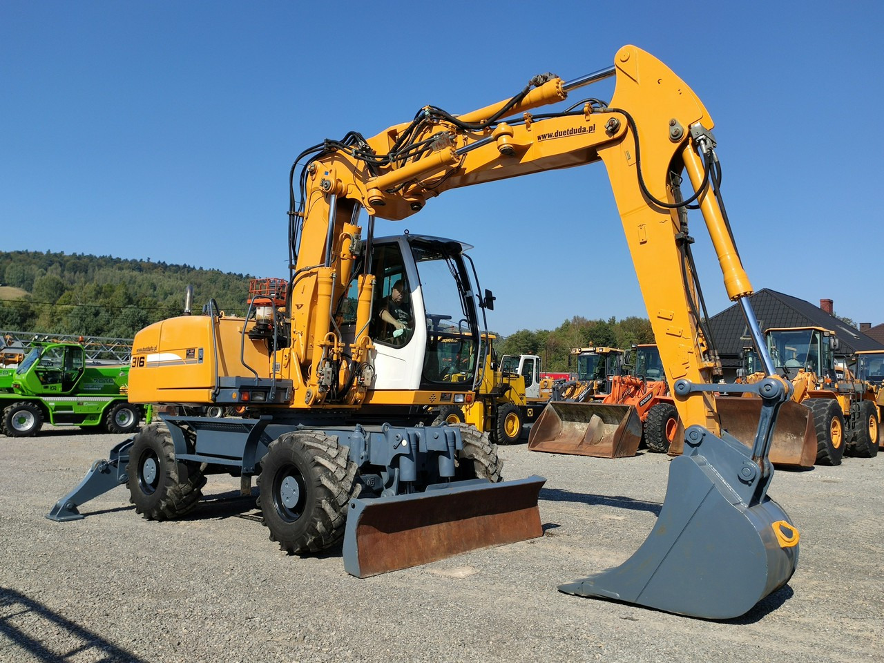 Liebherr A316 Maszyna po Pełnym Tulejowaniu Bez Luzów i Wycieków - حفارة على عجلات: صور 2 Liebherr A316 Maszyna po Pełnym Tulejowaniu Bez Luzów i Wycieków - حفارة على عجلات: صور 2