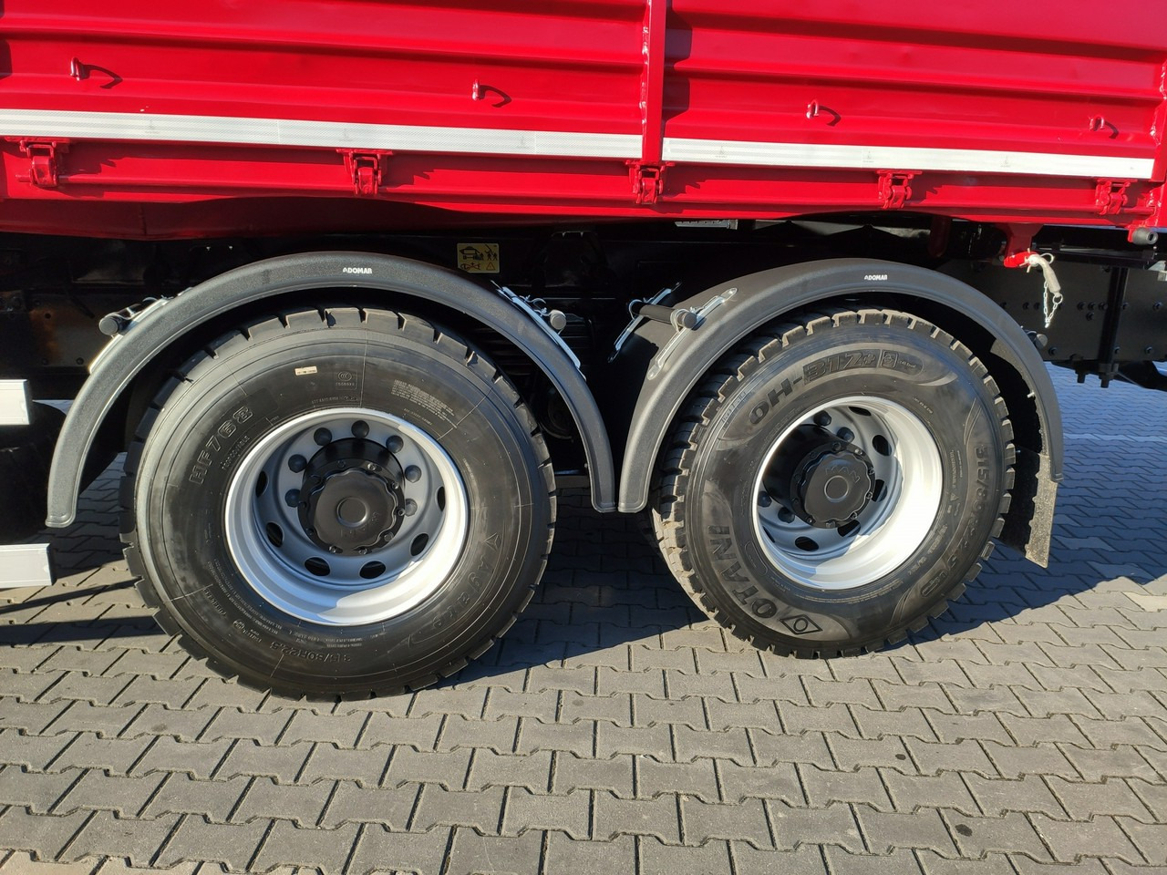 قلابات, شاحنة كرين MAN Man 26.440 6x4 HDS HIAB 166 B-3 DUO Wywrotka Meiller 2-stronna: صور 46 قلابات, شاحنة كرين MAN Man 26.440 6x4 HDS HIAB 166 B-3 DUO Wywrotka Meiller 2-stronna: صور 46