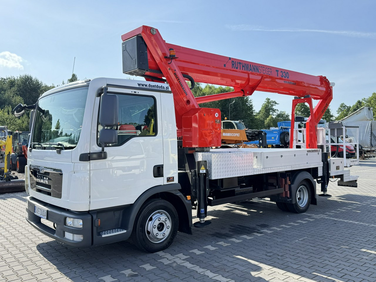 MAN TGL 7.150 Zwyżka Ruthmann T330 33-Metry DMC 7500KG 21m w Bok - مصاعد الازدهار محمولة على شاحنة: صور 3 MAN TGL 7.150 Zwyżka Ruthmann T330 33-Metry DMC 7500KG 21m w Bok - مصاعد الازدهار محمولة على شاحنة: صور 3