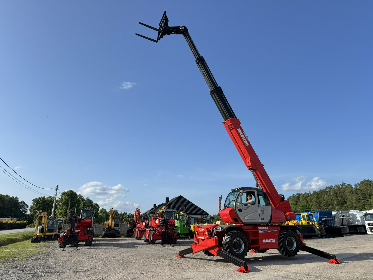 Manitou MRT 2150 ROTO Ładowarka Teleskopowa Obrotowa 2550 - رافعة تلسكوبية: صور 1 Manitou MRT 2150 ROTO Ładowarka Teleskopowa Obrotowa 2550 - رافعة تلسكوبية: صور 1