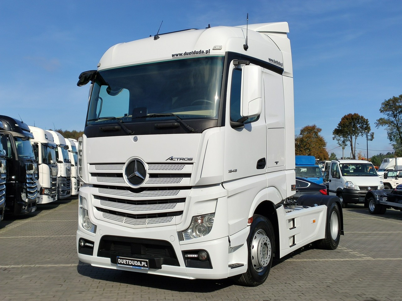 Mercedes ACTROS 1845 Euro 6 Stream Space Standard !!! - شاحنة جرار: صور 5 Mercedes ACTROS 1845 Euro 6 Stream Space Standard !!! - شاحنة جرار: صور 5