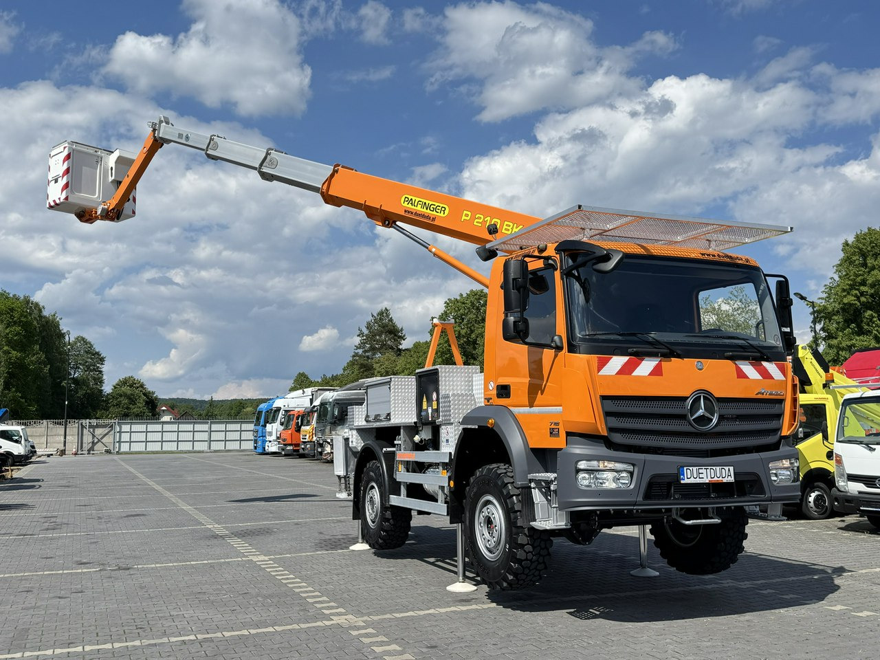 مصاعد الازدهار محمولة على شاحنة Mercedes Atego 718 E6 4x4 Zwyżka PALFINGER P210 BK Podnośnik Koszowy: صور 10