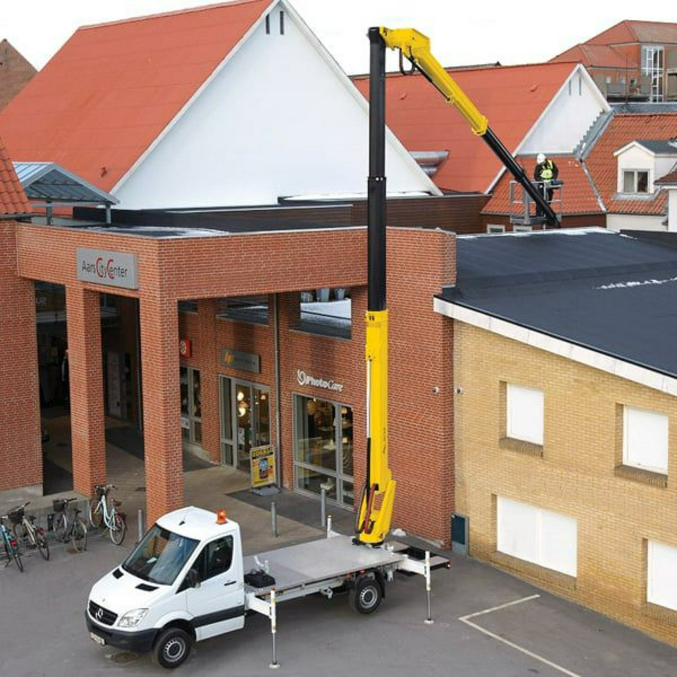 Mercedes Sprinter Zwyżka Podnośnik Koszowy VERSALIFT VTX-240 UDT - مصاعد الازدهار محمولة على شاحنة: صور 3 Mercedes Sprinter Zwyżka Podnośnik Koszowy VERSALIFT VTX-240 UDT - مصاعد الازدهار محمولة على شاحنة: صور 3