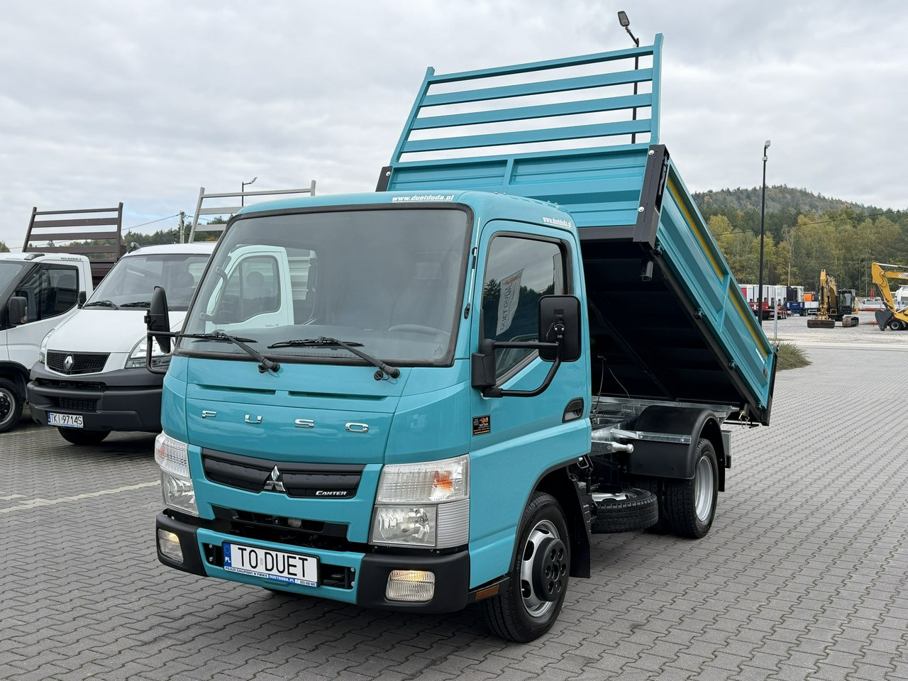 Mitsubishi Canter - قلاب صغير: صور 3 Mitsubishi Canter - قلاب صغير: صور 3