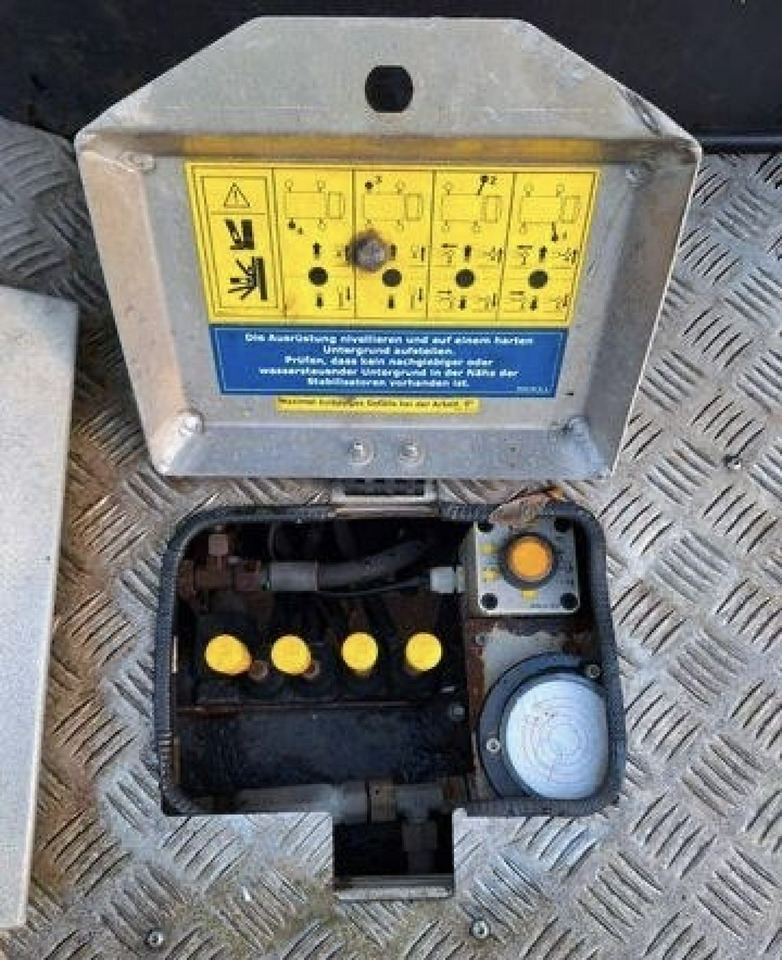 مصاعد الازدهار محمولة على شاحنة Nissan Cabstar Zwyżka Podmośnik Koszowy PALFINGER P240 AXE UDT: صور 7