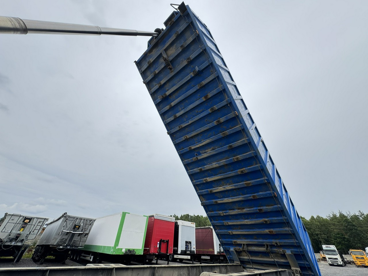 Ovibos Kargomil 35m STALOWA OKAZJA Stan Dobry !!! - قلابة نصف مقطورة: صور 3 Ovibos Kargomil 35m STALOWA OKAZJA Stan Dobry !!! - قلابة نصف مقطورة: صور 3