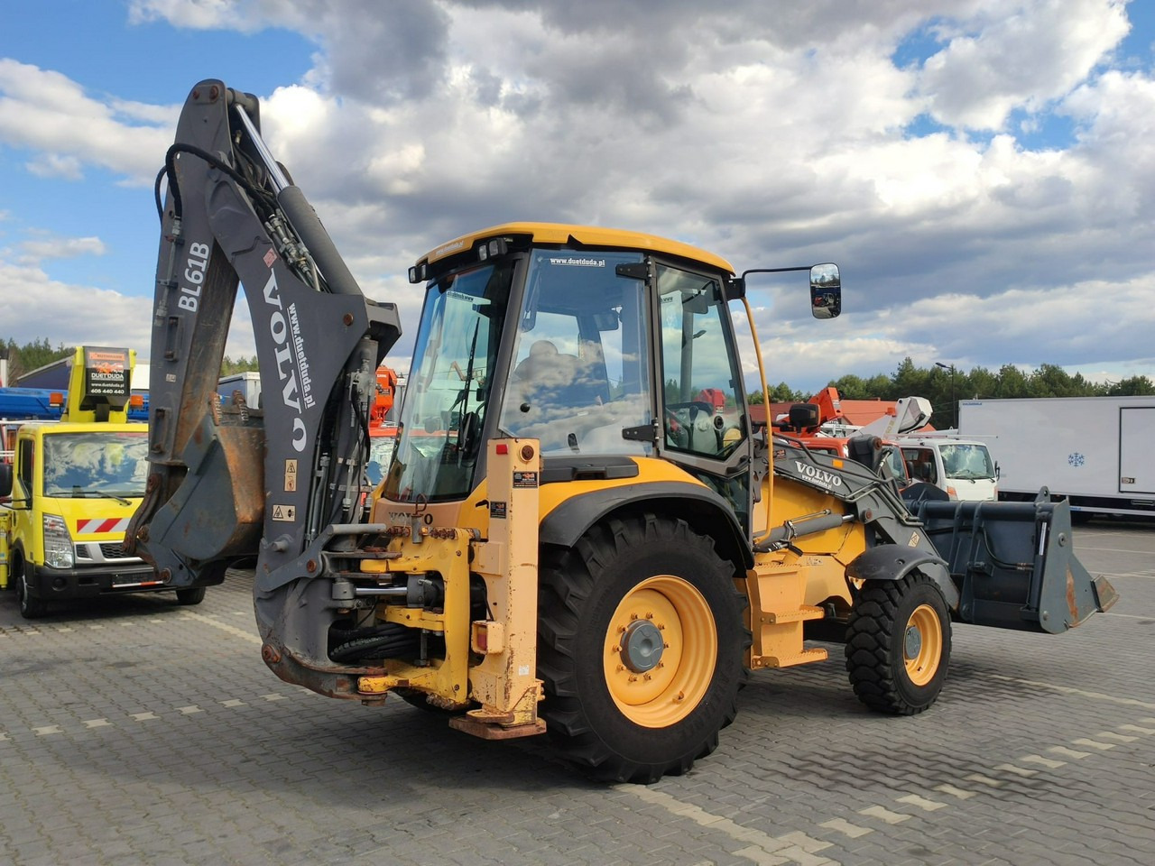 Volvo BL61B Oryginalna Bez Luzów i Wycieków Zadbana Sprawna Super Stan - حفار متعدد الاستخدام: صور 3 Volvo BL61B Oryginalna Bez Luzów i Wycieków Zadbana Sprawna Super Stan - حفار متعدد الاستخدام: صور 3