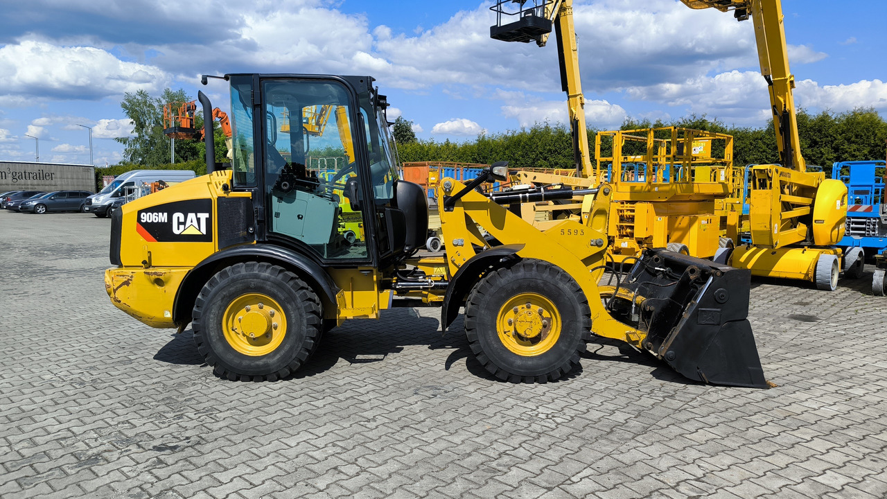 CATERPILLAR 906 M - اللودر بعجل: صور 5 CATERPILLAR 906 M - اللودر بعجل: صور 5