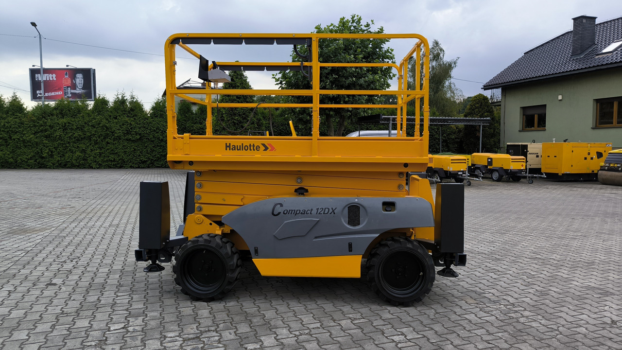 HAULOTTE Compact 12 DX - رافعات مقصية: صور 5 HAULOTTE Compact 12 DX - رافعات مقصية: صور 5