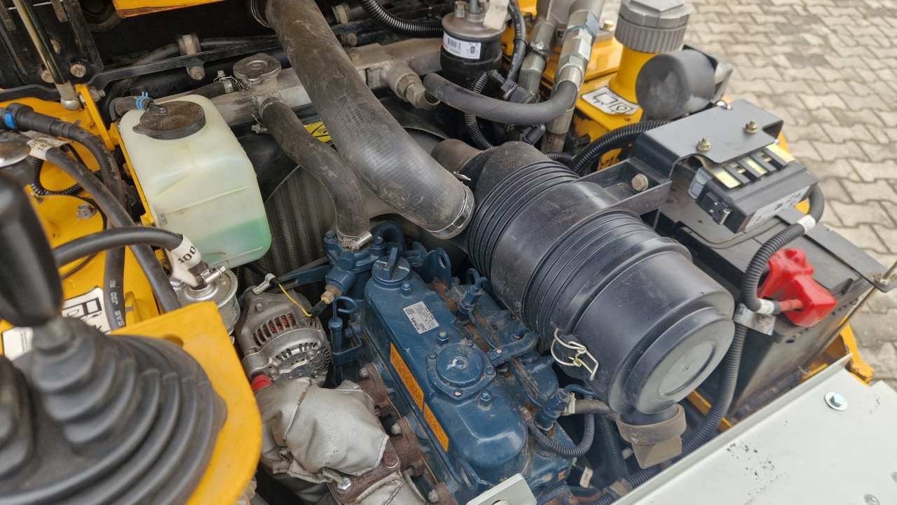 شاحنة قلابة صغيرة JCB 1T-1: صور 13