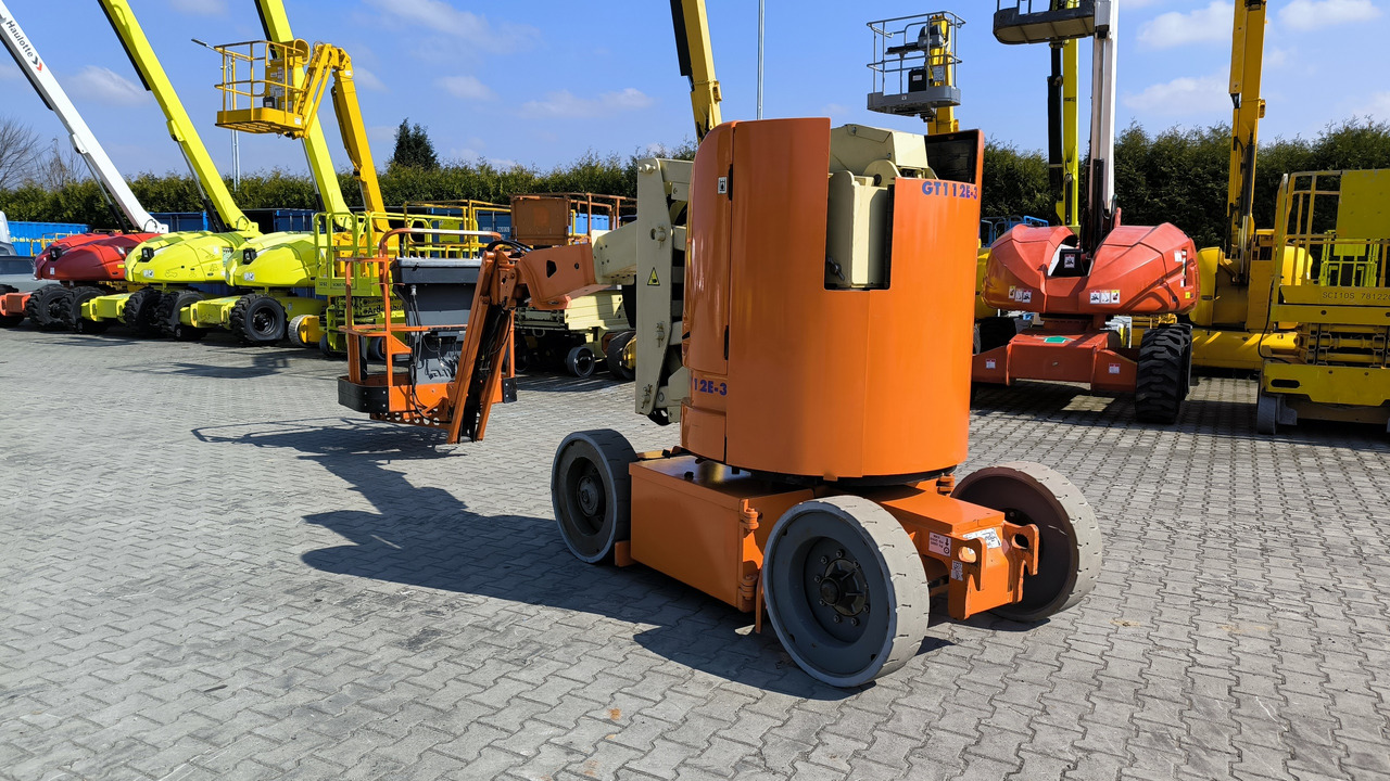 JLG E 300 AJP - رافعات سلة مفصلية: صور 1 JLG E 300 AJP - رافعات سلة مفصلية: صور 1