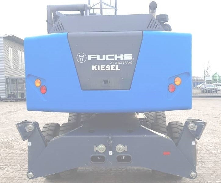 Fuchs MHL 320 F - حفارة النقل والشحن: صور 5 Fuchs MHL 320 F - حفارة النقل والشحن: صور 5