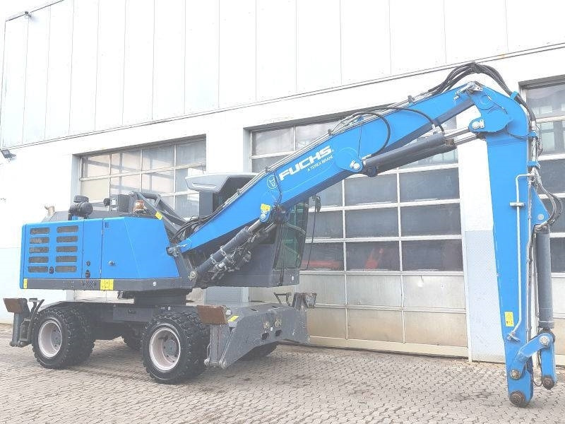 Fuchs MHL 320 F - حفارة النقل والشحن: صور 4 Fuchs MHL 320 F - حفارة النقل والشحن: صور 4