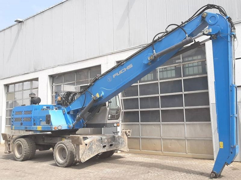 Fuchs MHL 335 E - حفارة النقل والشحن: صور 4 Fuchs MHL 335 E - حفارة النقل والشحن: صور 4