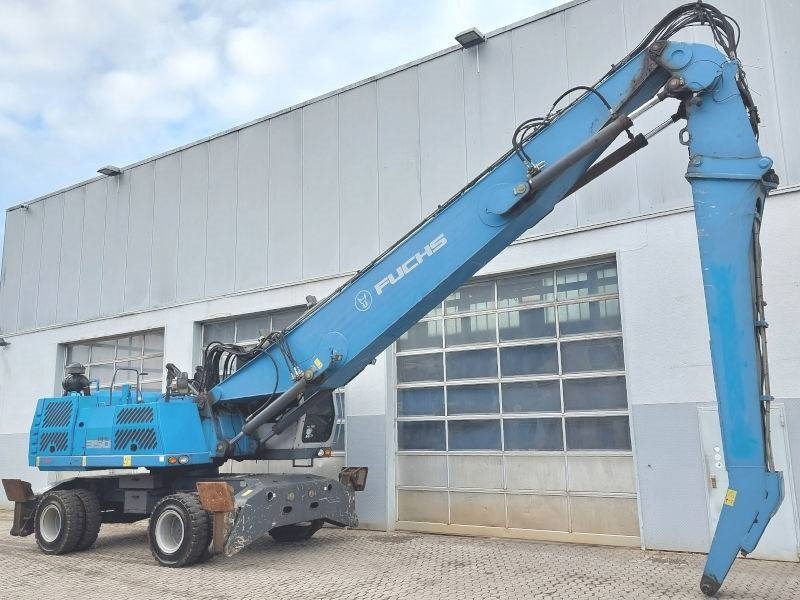 Fuchs MHL 350 E FQC - حفارة النقل والشحن: صور 4 Fuchs MHL 350 E FQC - حفارة النقل والشحن: صور 4